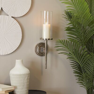 Deco 79 Aluminum Metal Wall Sconce Single Candle with Circle Backing, 6" x 7"...