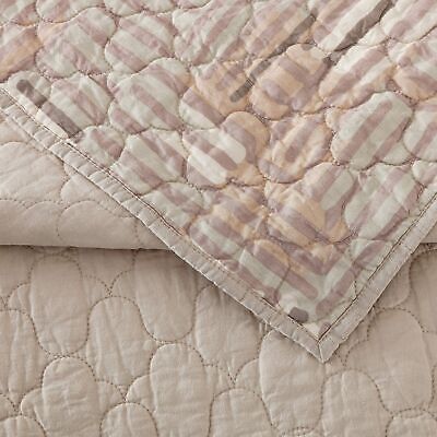 Jungalow Abrazo 3-Piece Quilt Set, Lightweight Coverlet Set, Quilted Bedding ...