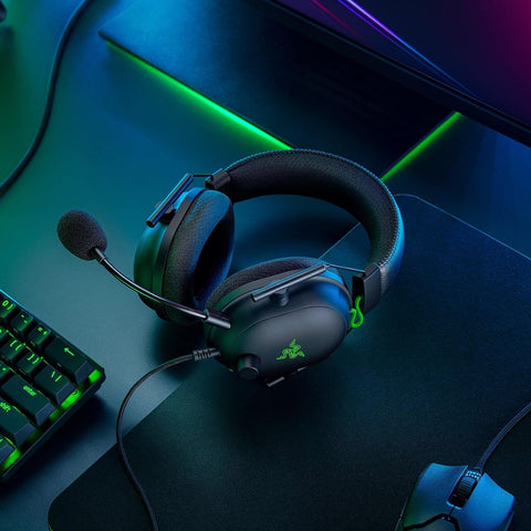 Razer BlackShark V2 Gaming Headset: THX 7.1 Spatial Surround Classic Black