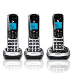 Motorola CD4013 Digital Cordless Phone with Answering Machine with 3 Handsets...