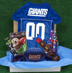 NFL New York Giants PET GIFT BOX with 2 Licensed DOG TOYS, 1 Logo-engraved NA...