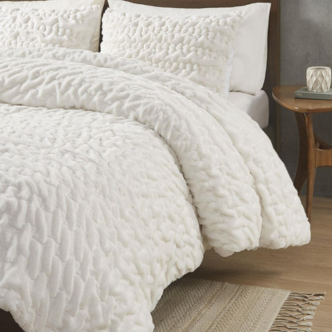 Madison Park Blair Ruched Faux Fur Comforter Set - Luxurious Bed Cover - Mode...