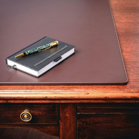 Dacasso 24&#8221; x 19&#8221; Chocolate Brown Leather Desk Pad w/Out Rails - Exe