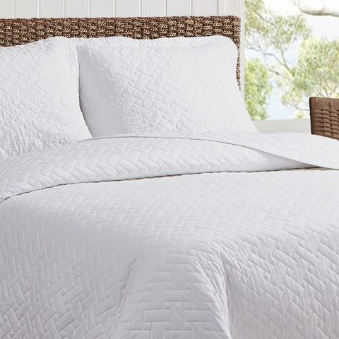 Tommy Bahama - Twin Quilt Set, Soft Bedding with Matching Shams, Comfy Bedspr...