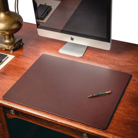 Dacasso 24&#8221; x 19&#8221; Chocolate Brown Leather Desk Pad w/Out Rails - Exe